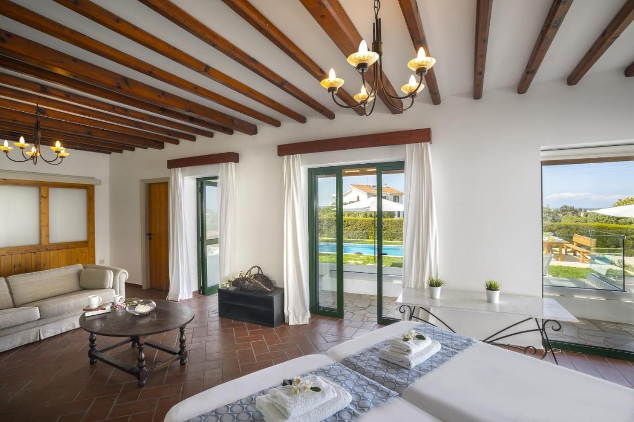 The Apple Tree Villa 普罗塔拉斯 外观 照片